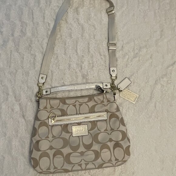 ✨NEW (WOT) coach - Poppy Beige/Tan Leather - Picture 1 of 2